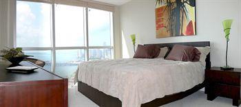 Opera Suites And Marina Doral Zewnętrze zdjęcie